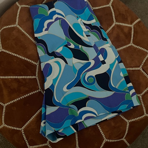 Zara shorts - Picture 4 of 4